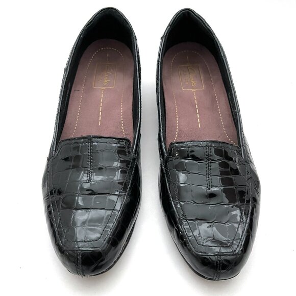 Clarks Artisan Keesha Luca Slip-On Loafer - Picture 2 of 13